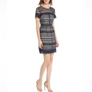 ❤️❤️ Vince Camuto Lace Sheath
Dress Navy size 10❤️❤️